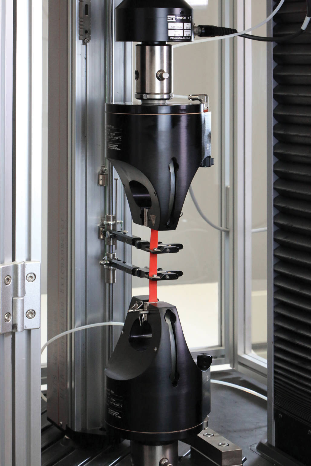 Advantage High Elongation Extensometer (AHX850) — MTS Systems
