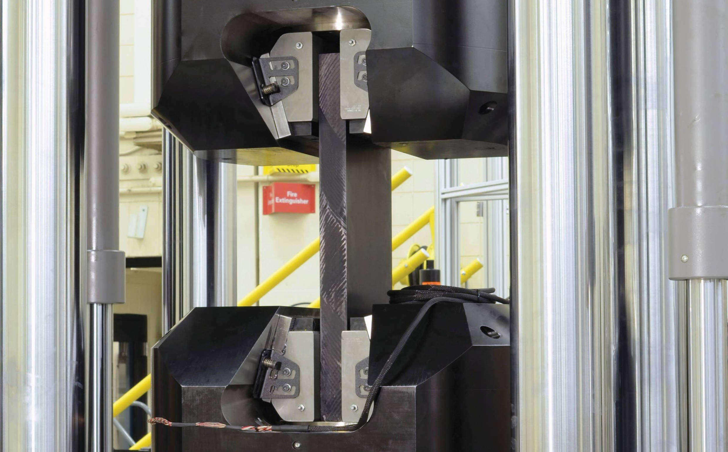 Series 311 High-Force Test Systems — view 2